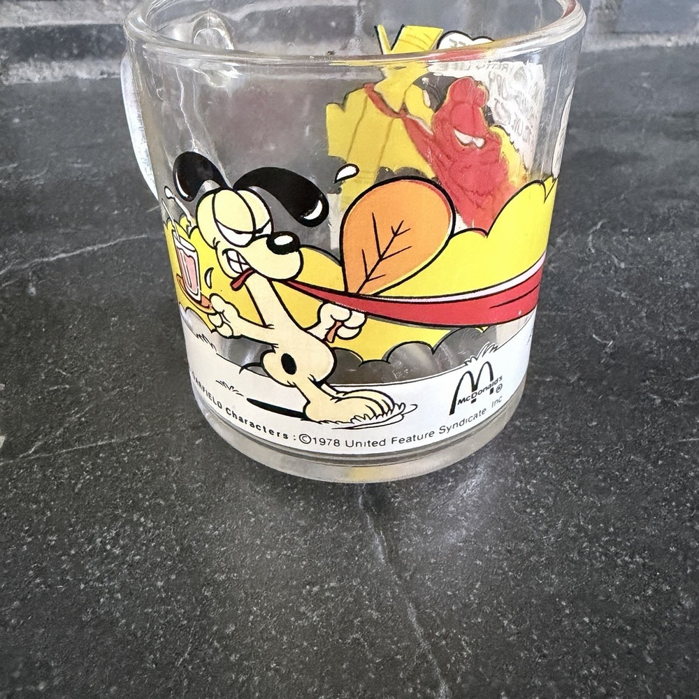 4 Vintage‎ McDonalds Garfield Glass Mugs Cups Jim Davis 1978 1980 Anchor Hocking - Picture 4 of 8